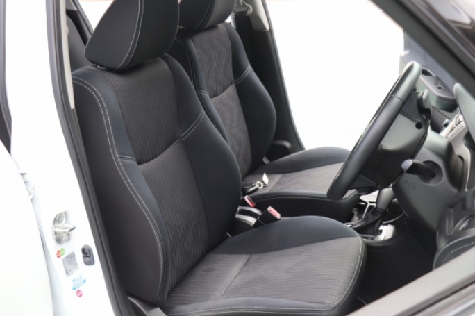 2013 SUZUKI SWIFT RS